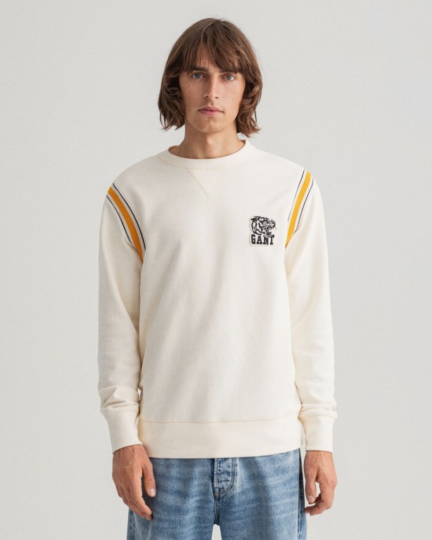 Gant Tiger Badge Crew Neck Men's Sweatshirts Cream | JGdNlgO97l8