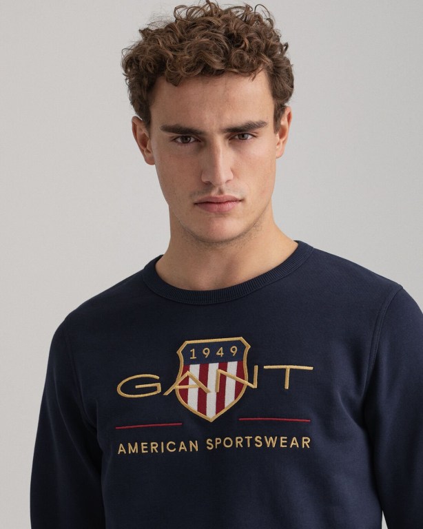 Gant Archive Shield Crew Neck Sweater Men's Sweatshirts Blue | 1jTknnxINEH