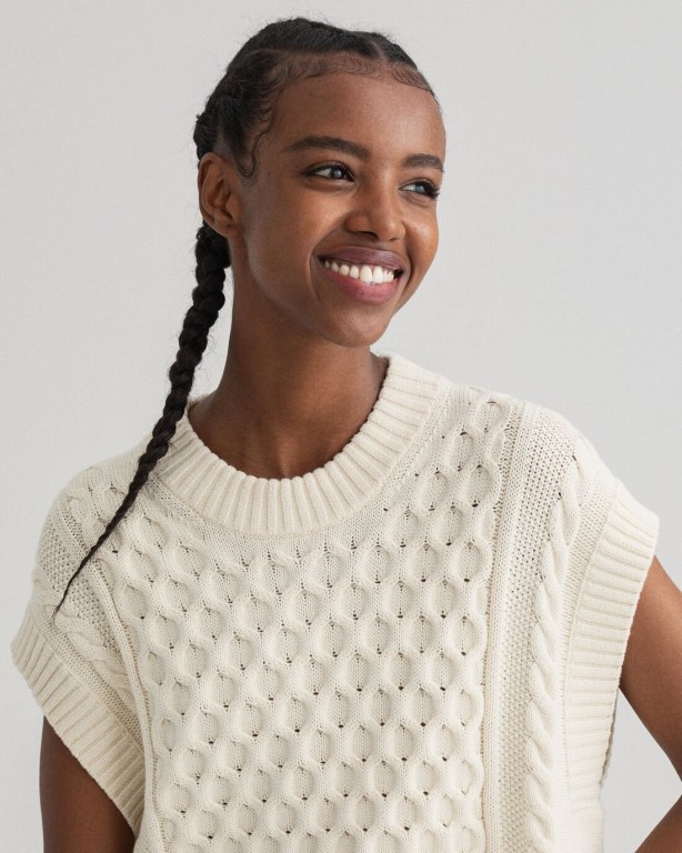 Gant Cable Structure Vest Women's Cable Knit Jumpers Cream | dpHCKQBi04w