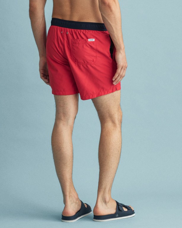 Gant Classic Fit Retro Shield Men's Swim Shorts Light Red | n6KDkKqPrTR