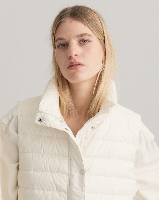 Gant Light Down Gilet Women's Coats Cream | 28Fb6ZrBDbA