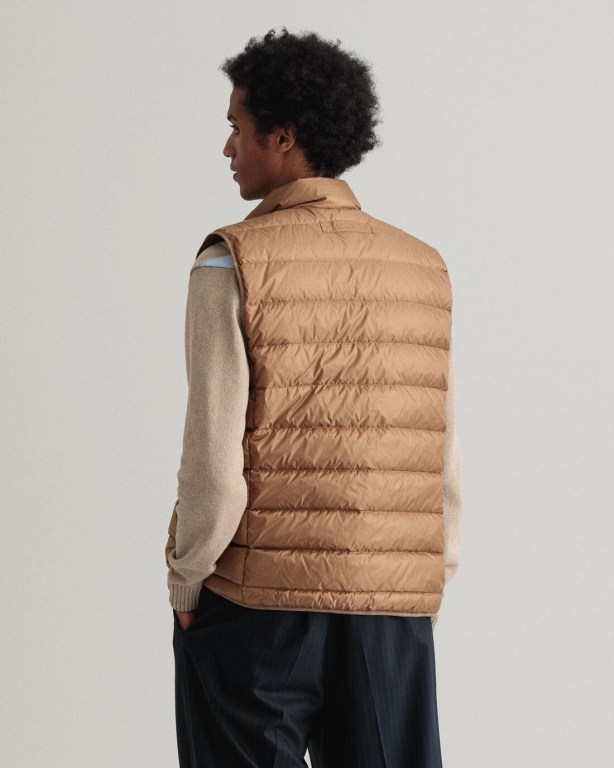 Gant Light Down Men's Gilets Brown | vmLL6xitqAW