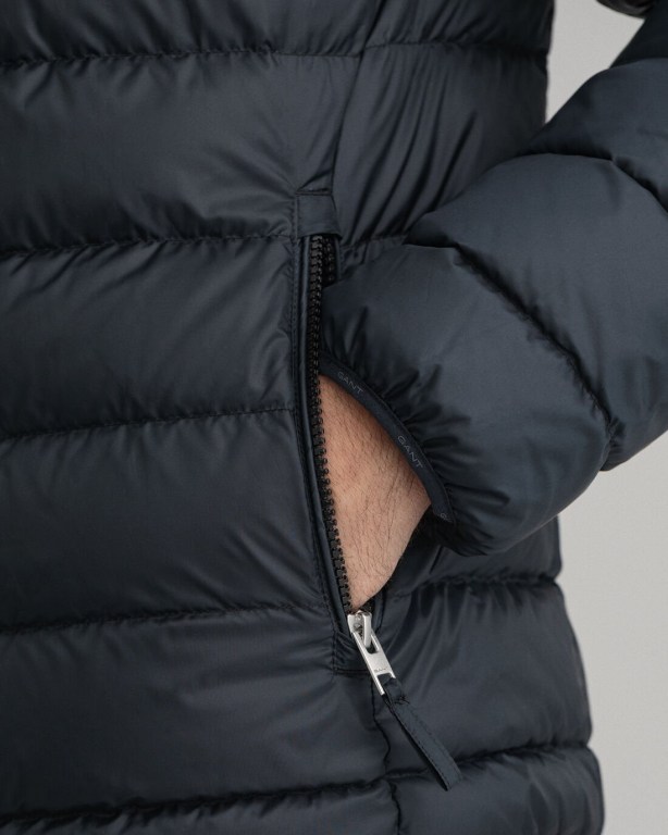 Gant Light Men's Down Jackets Black | XpoKlhLC4Rf