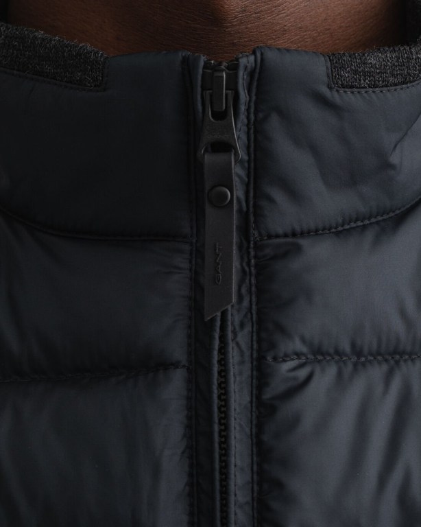 Gant Mixed Media Light Padded Men's Down Gilet Black | 1izYJaTsSnY