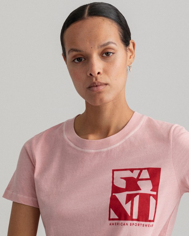 Gant Quadrat Logo Women's T-shirts Pink | 4UjG60UVtNj