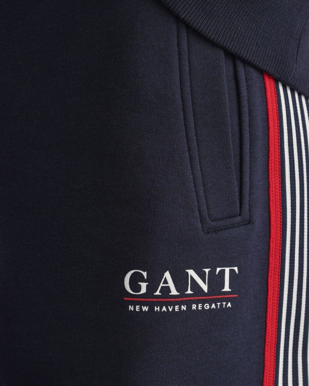 Gant Sailing Sweat Men's Shorts Blue | yKJD5avQ5es