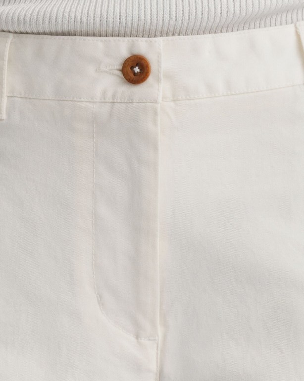 Gant Slim Fit Classic Chino Women's Shorts White | wH2FDOgKmYF