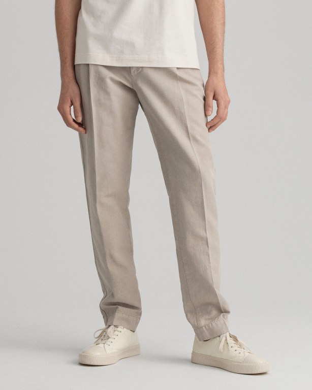 Gant Tapered Pleated Chinos Men's Pants White | TFhqoiZLbg5